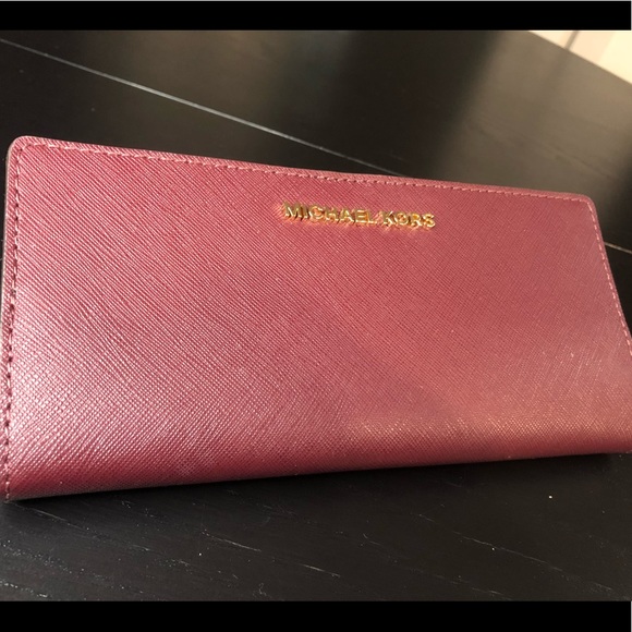 Michael Kors Wallet - Leather - NWT - Picture 2 of 4